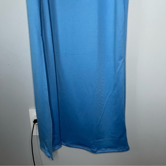 Urban Outfitters Silence + Noise Yasemine Asymmetrical Blue Maxi Dress Sz M NWT - Picture 6 of 16